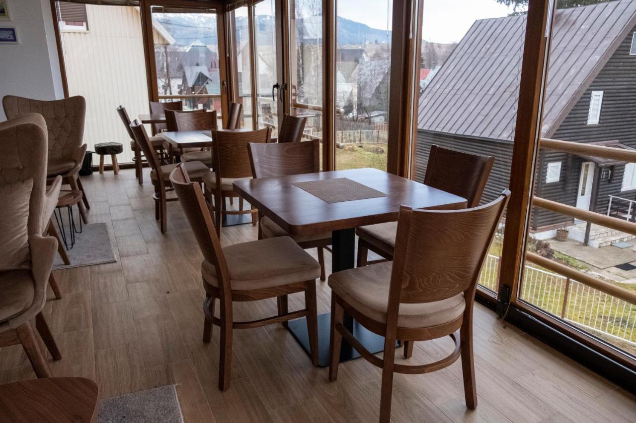 Apartment Borovnica Sweet