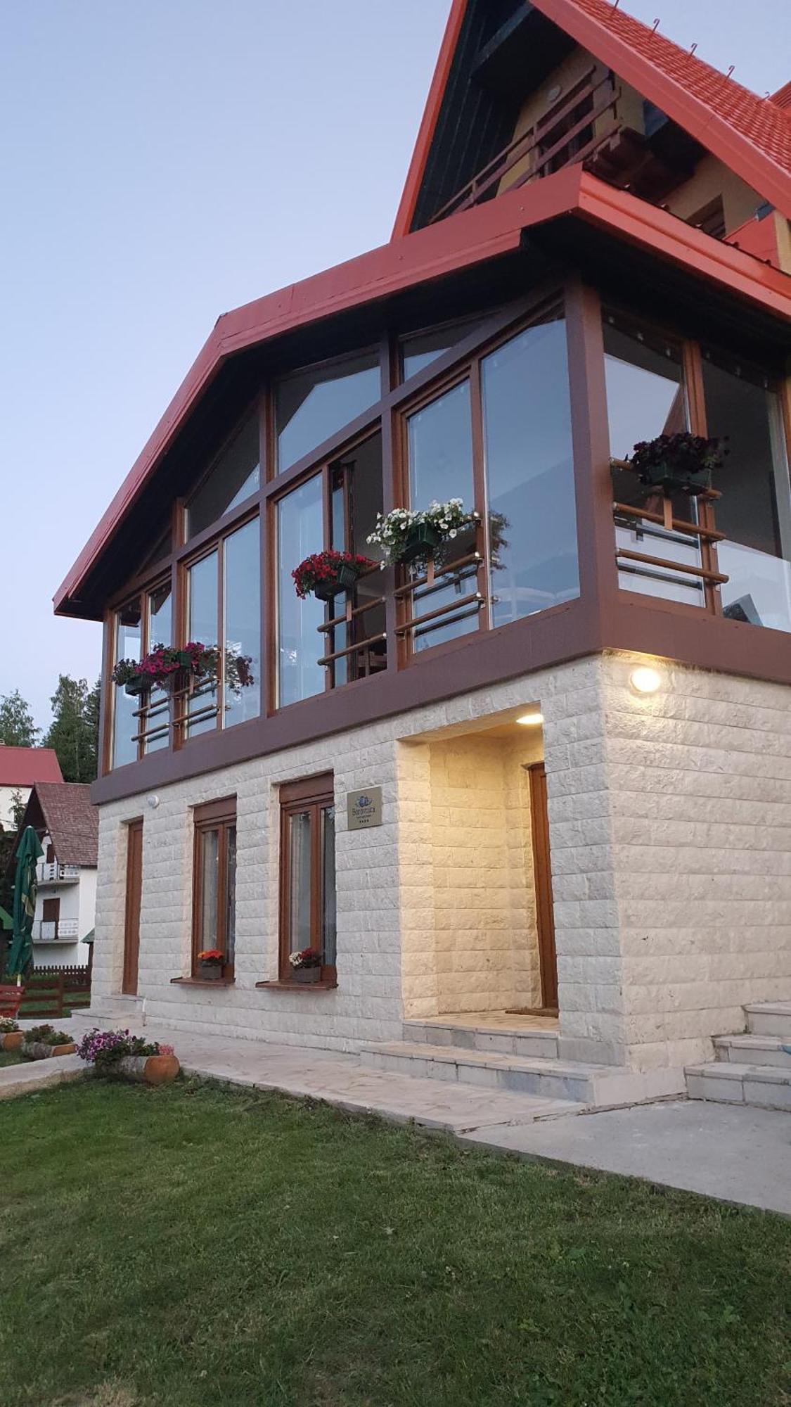 Borovnica Sweet Apartment