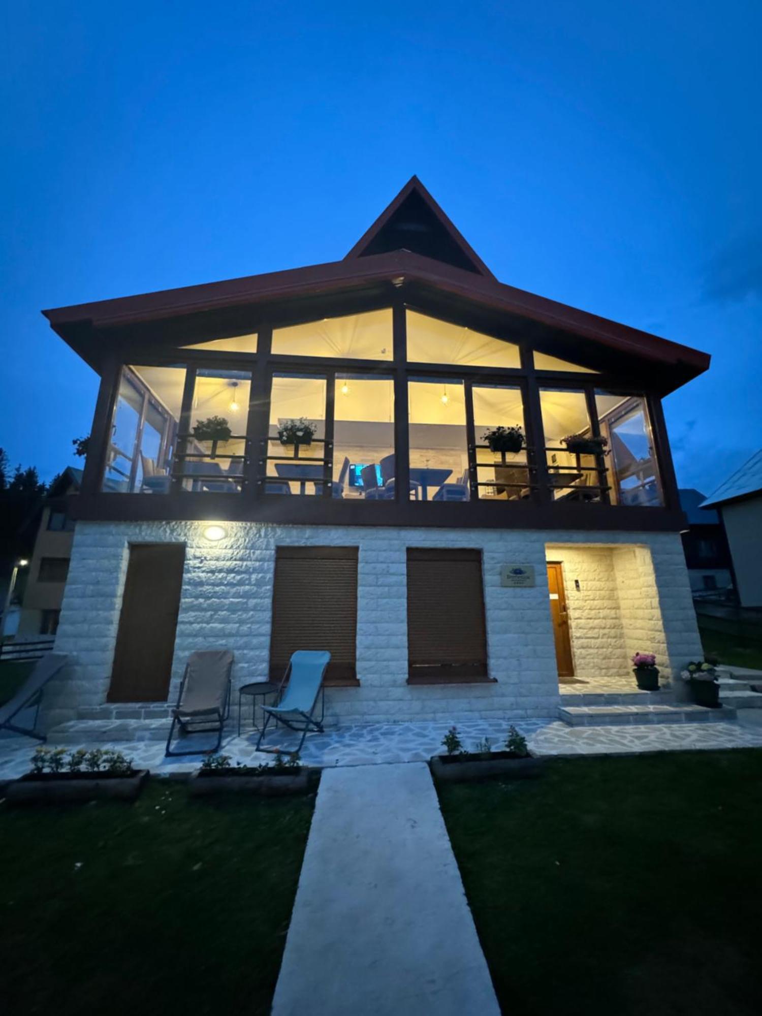 Apartment Borovnica Sweet